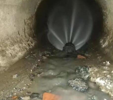 和舍镇市政管道清淤